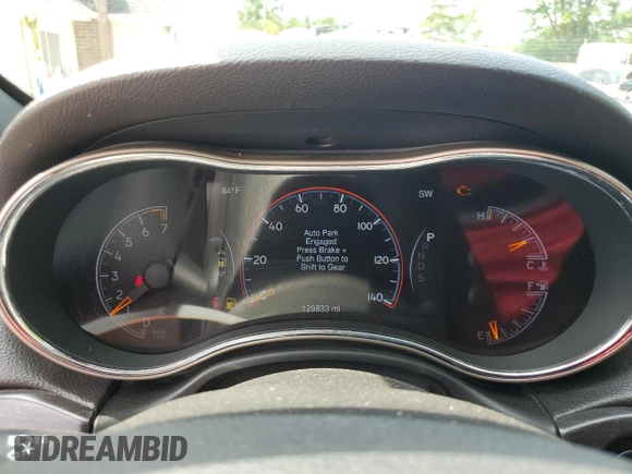 2014 Jeep Grand Cherokee Limited with VIN 1C4RJFBG9EC266575, listed as a Copart auction lot 65406195 with 129,833 mi miles and Clean title. Bid and sale history available at DreamBid. Image 9.