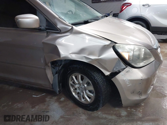 2006 Honda Odyssey EX with VIN 5FNRL38486B106648, listed as a IAAI auction lot 41593786 with 1 mi miles. Bid and sale history available at carsss.com. Image 6.