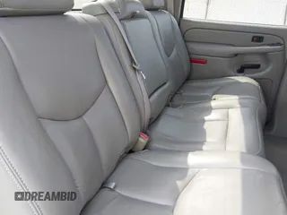 2006 GMC Sierra 1500 SLE1 z VIN 2GTEC13Z461264557, wystawiony jako IAAI lot #41998015 z przebiegiem 191 513 mil mil oraz . Historia ofert i sprzedaży dostępna na DreamBid. Obrazek 8.