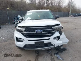 2020 Ford Explorer XLT with VIN 1FMSK8DH2LGC86989, listed as a IAAI auction lot 41078980 with 76,326 mi miles. Bid and sale history available at carsss.com. Image 12.