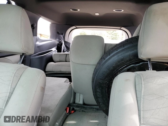 2012 Ford Explorer z VIN 1FMHK8B82CGA37105, wystawiony jako Copart lot #43415835 z przebiegiem Nie podano mil oraz Szkoda całkowita • Salvage title. Historia ofert i sprzedaży dostępna na DreamBid. Obrazek 10.
