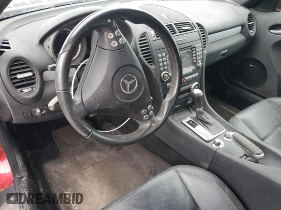2005 Mercedes-Benz SLK-Class 5.5L AMG with VIN WDBWK73F75F049308, listed as a Copart auction lot 88802595 with 0 mi miles and Non Repairable. Bid and sale history available at carsss.com. Image 8.