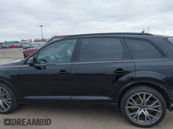 2019 Audi Q7 Prestige with VIN WA1VAAF79KD004597, listed as a IAAI auction lot 41865780 with 103,448 mi miles. Bid and sale history available at carsss.com. Image 15.
