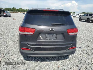 2018 Kia Sorento LX z VIN 5XYPG4A34JG425582, wystawiony jako Copart lot #58852865 z przebiegiem 157 170 mil mil oraz Czysty tytuł • Clean title. Historia ofert i sprzedaży dostępna na DreamBid. Obrazek 6.