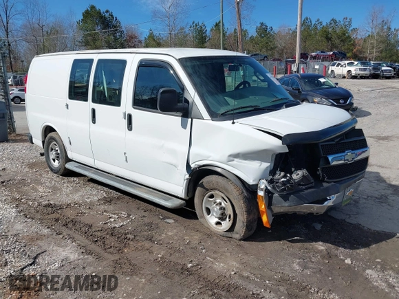 2018 Chevrolet Express Cargo Van with VIN 1GCWGAFG6J1906956, listed as a IAAI auction lot 41391624 with 87,038 mi miles. Bid and sale history available at carsss.com. Image 1.