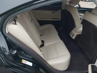 2016 Lexus ES 300h z VIN JTHBW1GG0G2108888, wystawiony jako IAAI lot #42359607 z przebiegiem 119 473 mil mil oraz . Historia ofert i sprzedaży dostępna na DreamBid. Obrazek 8.