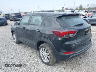 2021 Chevrolet TrailBlazer LS with VIN KL79MNSL4MB086176, listed as a IAAI auction lot 42056467 with 77,035 mi miles and . Bid and sale history available at DreamBid. Image 3.