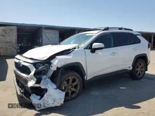 2023 Toyota RAV4 Hybrid XLE with VIN 2T3UWRFV2PW175962, listed as a Copart auction lot 62761025 with 9,944 mi miles and Salvage title. Bid and sale history available at DreamBid. Image 1.