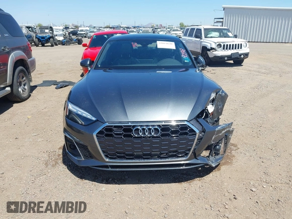 2024 Audi A5 Sportback S line Premium Plus z VIN WAUFACF50RA024105, wystawiony jako IAAI lot #42014640 z przebiegiem 40 871 mil mil oraz . Historia ofert i sprzedaży dostępna na DreamBid. Obrazek 12.