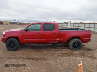 2015 Toyota Tacoma with VIN 3TMMU4FN1FM075649, listed as a IAAI auction lot 40813472 with 179,226 mi miles and . Bid and sale history available at DreamBid. Image 14.