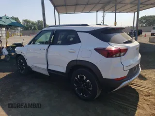 2021 Chevrolet TrailBlazer LT with VIN KL79MPSL5MB111419, listed as a Copart auction lot 70817134 with 57,069 mi miles and Salvage Title. Bid and sale history available at DreamBid. Image 2.