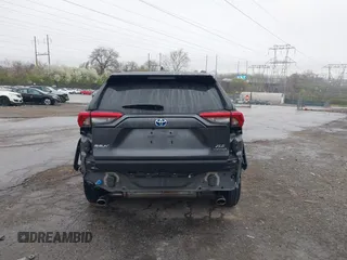 2023 Toyota RAV4 Hybrid XLE with VIN JTMRWRFV5PJ056825, listed as a IAAI auction lot 41912178 with 1 mi miles. Bid and sale history available at carsss.com. Image 17.