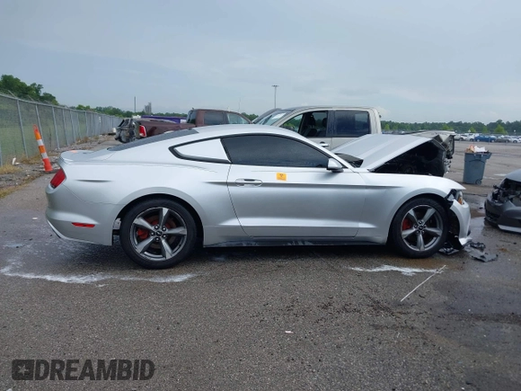 2016 Ford Mustang V6 с VIN 1FA6P8AM2G5321420, выставлен на аукционе IAAI как лот 42525170 с пробегом Не указан миль и . История ставок и продаж доступна на DreamBid. Изображение 13.