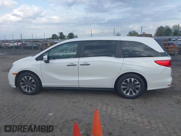 2022 Honda Odyssey EX-L with VIN 5FNRL6H77NB032262, listed as a IAAI auction lot 40772227 with 35,053 mi miles and . Bid and sale history available at DreamBid. Image 14.