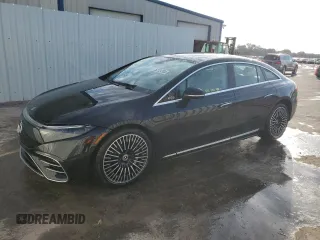 2022 Mercedes-Benz EQS with VIN W1KCG2DB9NA019296, listed as a Copart auction lot 52124734 with 4,651 mi miles. Bid and sale history available at carsss.com. Image 1.