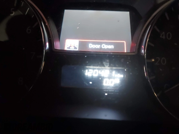 2014 Nissan Pathfinder S z VIN 5N1AR2MN2EC647156, wystawiony jako IAAI lot #42355519 z przebiegiem 120 421 mil mil oraz . Historia ofert i sprzedaży dostępna na DreamBid. Obrazek 7.