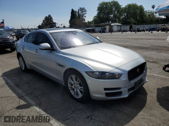 2019 Jaguar XE 25t Premium with VIN SAJAD4FX4KCP46524, listed as a Copart auction lot 49462385 with 0 mi miles and Salvage Title. Bid and sale history available at carsss.com. Image 4.