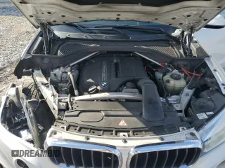 2016 BMW X5 sDrive35i with VIN 5UXKR2C56G0H42674, listed as a Copart auction lot 45086945 with 246,410 mi miles and Salvage Title. Bid and sale history available at carsss.com. Image 12.