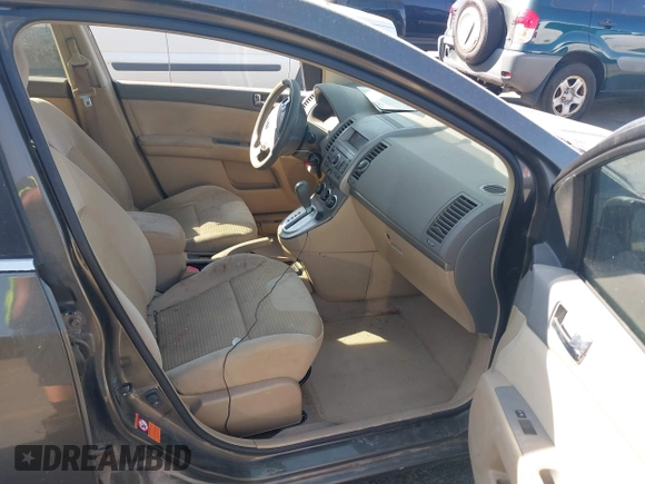 2008 Nissan Sentra 2.0 с VIN 3N1AB61E78L631874, выставлен на аукционе IAAI как лот 42572380 с пробегом 176 462 миль миль и . История ставок и продаж доступна на DreamBid. Изображение 5.