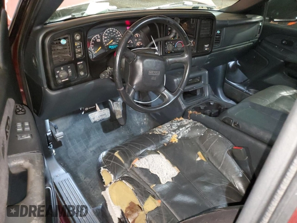 2000 GMC New Sierra 1500 SLE with VIN 1GTEK19T3YE218791, listed as a Copart auction lot 82482734 with 242,277 mi miles and Salvage Title. Bid and sale history available at carsss.com. Image 8.