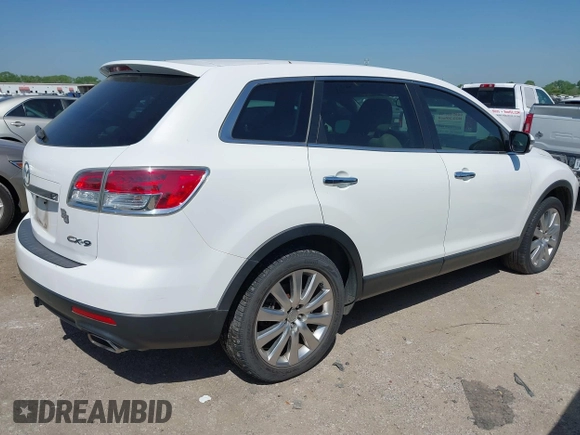 2007 Mazda CX-9 Sport with VIN JM3TB38Y070105397, listed as a IAAI auction lot 41998888 with 236,381 mi miles. Bid and sale history available at carsss.com. Image 4.