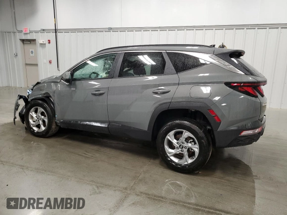 2024 Hyundai Tucson SEL with VIN 5NMJBCDE2RH422077, listed as a Copart auction lot 82210094 with 6,274 mi miles and Salvage Title. Bid and sale history available at carsss.com. Image 2.