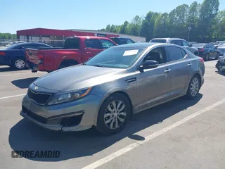 2015 Kia Optima LX z VIN 5XXGM4A7XFG508280, wystawiony jako IAAI lot #42116240 z przebiegiem 221 269 mil mil oraz . Historia ofert i sprzedaży dostępna na DreamBid. Obrazek 18.