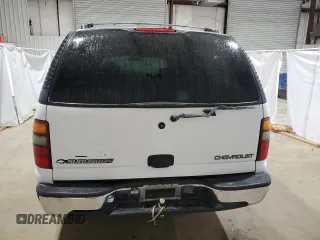 2000 Chevrolet Suburban LS with VIN 3GNEC16T3YG112424, listed as a Copart auction lot 48771605 with 242,592 mi miles and Clean title. Bid and sale history available at DreamBid. Image 6.