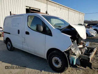 2015 Nissan NV200 SV z VIN 3N6CM0KN0FK713828, wystawiony jako Copart lot #46238025 z przebiegiem 200 567 mil mil oraz Szkoda całkowita • Salvage title. Historia ofert i sprzedaży dostępna na DreamBid. Obrazek 4.