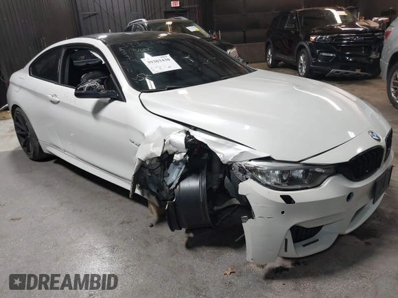 2017 BMW M4 with VIN WBS3R9C5XHK709445, listed as a IAAI auction lot 39303430 with 59,095 mi miles. Bid and sale history available at carsss.com. Image 1.