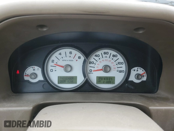 2005 Ford Escape Limited z VIN 1FMYU04195KB37679, wystawiony jako Copart lot #50656585 z przebiegiem 218 891 mil mil oraz Szkoda całkowita • Salvage title. Historia ofert i sprzedaży dostępna na DreamBid. Obrazek 9.