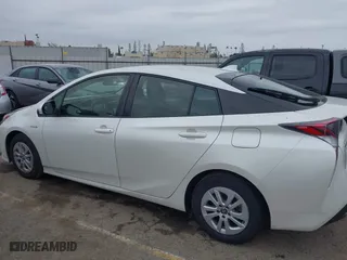 2016 Toyota Prius Two with VIN JTDKBRFU2G3503863, listed as a IAAI auction lot 42035013 with 118,930 mi miles. Bid and sale history available at carsss.com. Image 15.