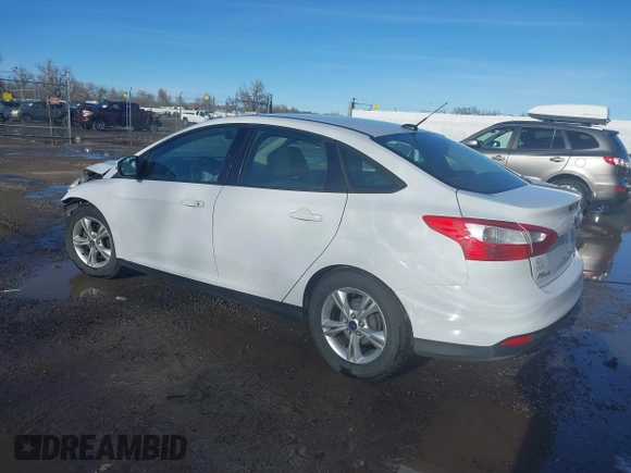 2014 Ford Focus SE with VIN 1FADP3F23EL129661, listed as a IAAI auction lot 41676155 with 183,733 mi miles. Bid and sale history available at carsss.com. Image 3.