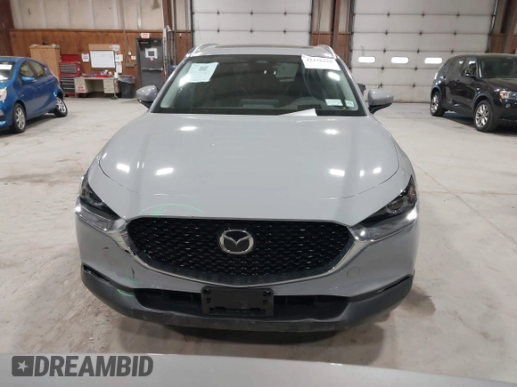 2025 Mazda CX-30 S Premium with VIN 3MVDMBDM5SM788786, listed as a IAAI auction lot 42126428 with 1,370 mi miles and . Bid and sale history available at DreamBid. Image 13.