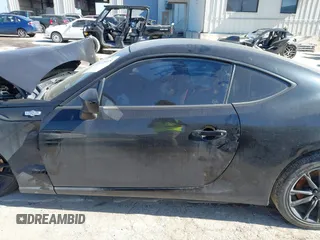 2015 Scion FR-S z VIN JF1ZNAA15F8712221, wystawiony jako IAAI lot #41479415 z przebiegiem Nie podano mil oraz . Historia ofert i sprzedaży dostępna na DreamBid. Obrazek 14.