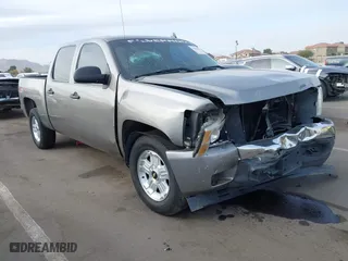 2007 Chevrolet Silverado 1500 LT w/1LT with VIN 3GCEK13C27G537311, listed as a IAAI auction lot 41559010 with 127,104 mi miles. Bid and sale history available at carsss.com. Image 1.