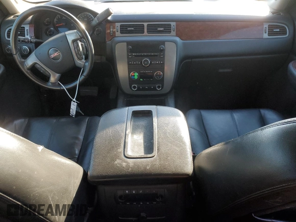 2009 GMC Yukon SLT w/4SB with VIN 1GKFK33029R134121, listed as a Copart auction lot 44448805 with 262,590 mi miles and Salvage Title. Bid and sale history available at carsss.com. Image 8.