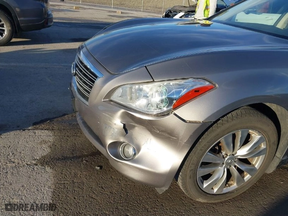 2012 Infiniti M37 with VIN JN1BY1ARXCM396085, listed as a IAAI auction lot 41443394 with 191,106 mi miles. Bid and sale history available at carsss.com. Image 6.