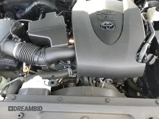 2019 Toyota Tacoma SR5 with VIN 5TFSZ5AN1KX173638, listed as a Copart auction lot 71102885 with 35,659 mi miles and Clean title. Bid and sale history available at DreamBid. Image 13.