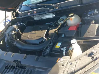 2020 Chevrolet Blazer LT z VIN 3GNKBHR45LS666329, wystawiony jako IAAI lot #41427635 z przebiegiem 49 450 mil mil oraz . Historia ofert i sprzedaży dostępna na DreamBid. Obrazek 19.