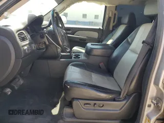 2008 Chevrolet Tahoe 3LT z VIN 1GNFK130X8R238460, wystawiony jako Copart lot #56520685 z przebiegiem 244 142 mil mil oraz Szkoda całkowita • Salvage title. Historia ofert i sprzedaży dostępna na DreamBid. Obrazek 7.