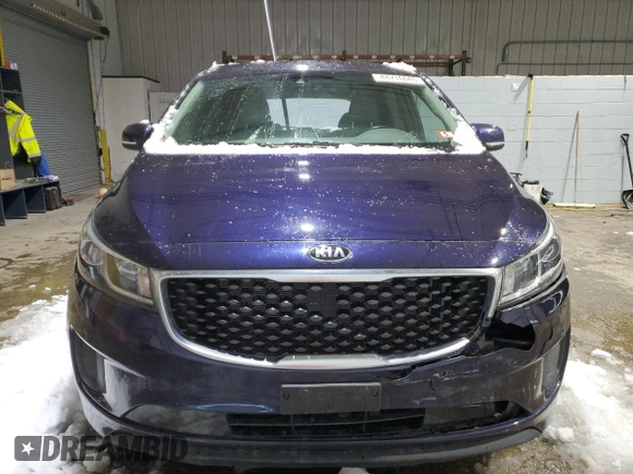 2018 Kia Sedona LX with VIN KNDMB5C12J6364139, listed as a Copart auction lot 44716045 with 72,352 mi miles and Salvage Title. Bid and sale history available at carsss.com. Image 5.