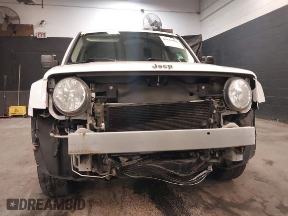2014 Jeep Patriot Limited с VIN 1C4NJRCB5ED625191, выставлен на аукционе IAAI как лот 42149885 с пробегом 79 460 миль миль и . История ставок и продаж доступна на DreamBid. Изображение 6.