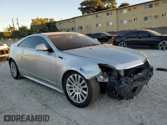 2011 Cadillac CTS с VIN 1G6DA1ED0B0165522, выставлен на аукционе Copart как лот 82597524 с пробегом 120 966 миль миль и Списание • Salvage title. История ставок и продаж доступна на DreamBid. Изображение 4.