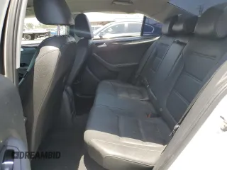 2017 Volkswagen Jetta SEL с VIN 3VWL17AJ0HM375063, выставлен на аукционе Copart как лот 61608925 с пробегом 181 108 миль миль и Списание • Salvage title. История ставок и продаж доступна на DreamBid. Изображение 10.