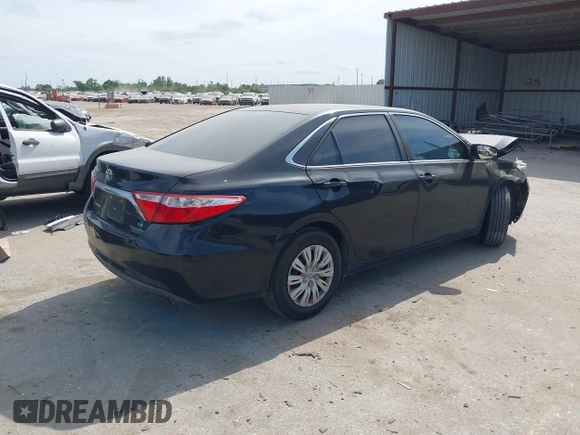 2015 Toyota Camry XLE with VIN 4T1BF1FK7FU037419, listed as a IAAI auction lot 42053259 with 118,453 mi miles and . Bid and sale history available at DreamBid. Image 4.
