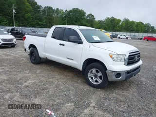 2010 Toyota Tundra z VIN 5TFUM5F14AX009280, wystawiony jako IAAI lot #42541661 z przebiegiem 280 107 mil mil oraz . Historia ofert i sprzedaży dostępna na DreamBid. Obrazek 1.
