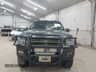 2008 Ford Explorer Sport Trac XLT z VIN 1FMEU51E48UB07991, wystawiony jako IAAI lot #42131000 z przebiegiem Nie podano mil oraz . Historia ofert i sprzedaży dostępna na DreamBid. Obrazek 6.