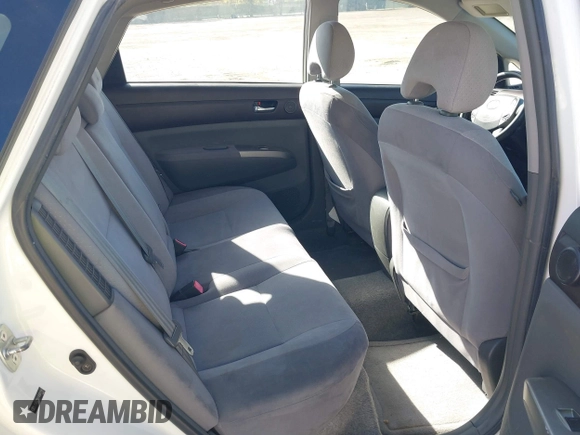 2004 Toyota Prius with VIN JTDKB20U140091593, listed as a IAAI auction lot 41822308 with 132,360 mi miles. Bid and sale history available at carsss.com. Image 8.