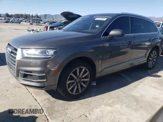 2019 Audi Q7 Premium z VIN WA1AHAF77KD038547, wystawiony jako Copart lot #49348855 z przebiegiem 82 317 mil mil oraz Szkoda całkowita • Salvage title. Historia ofert i sprzedaży dostępna na DreamBid. Obrazek 1.
